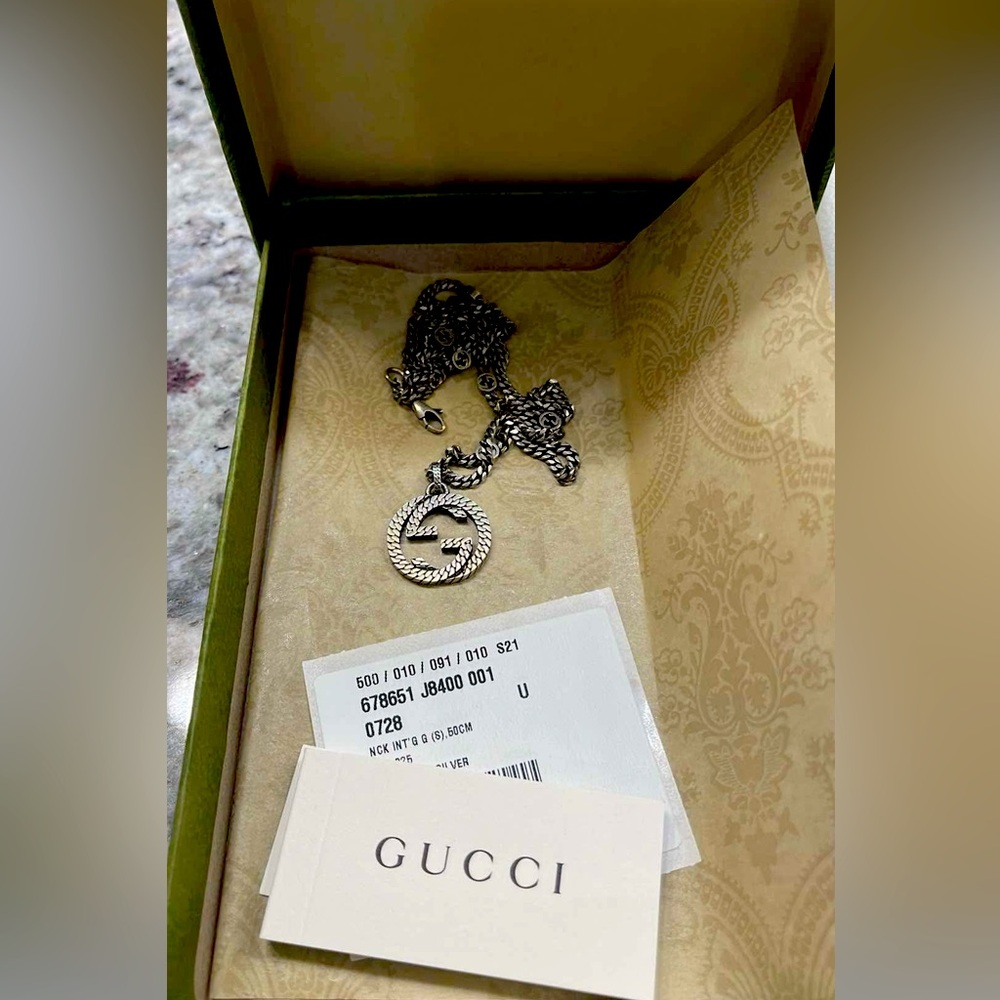 Gucci Silver Necklace with Interlocking G Pendant